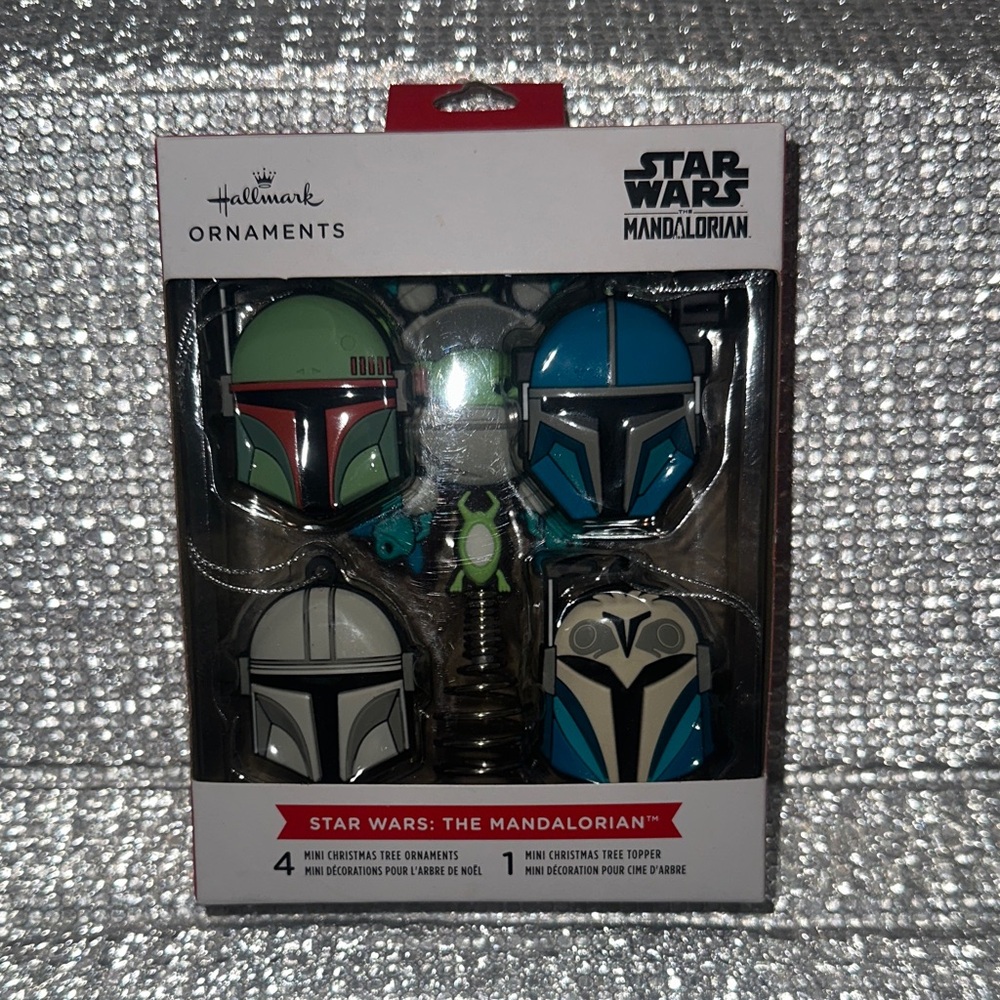 Hallmark Mandalorian Helmet Ornament Set - Green, Blue, Gray